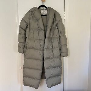 Aritzia Duvet Puffer Long